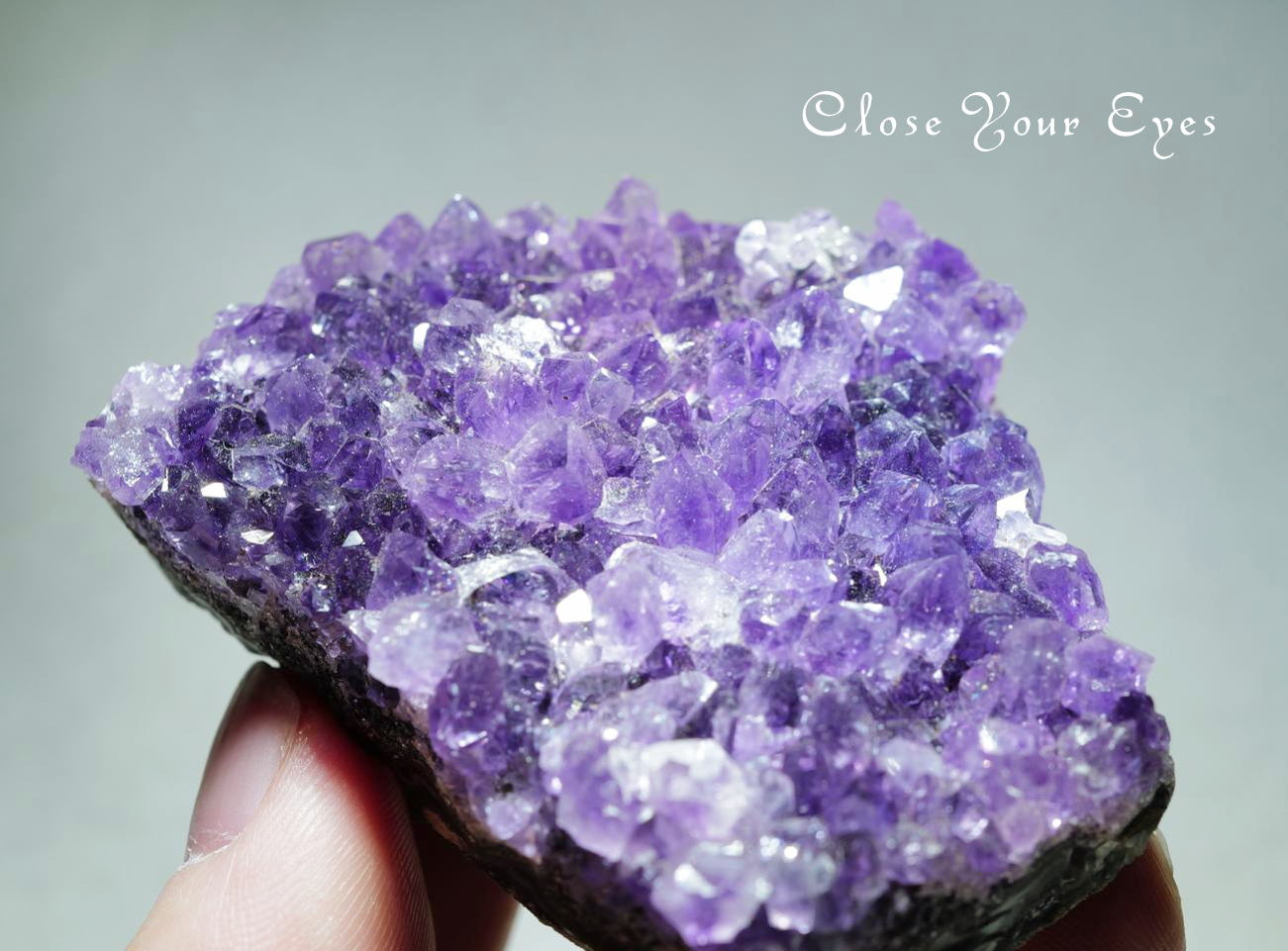 ウルグアイ産 アメシストクラスター 24