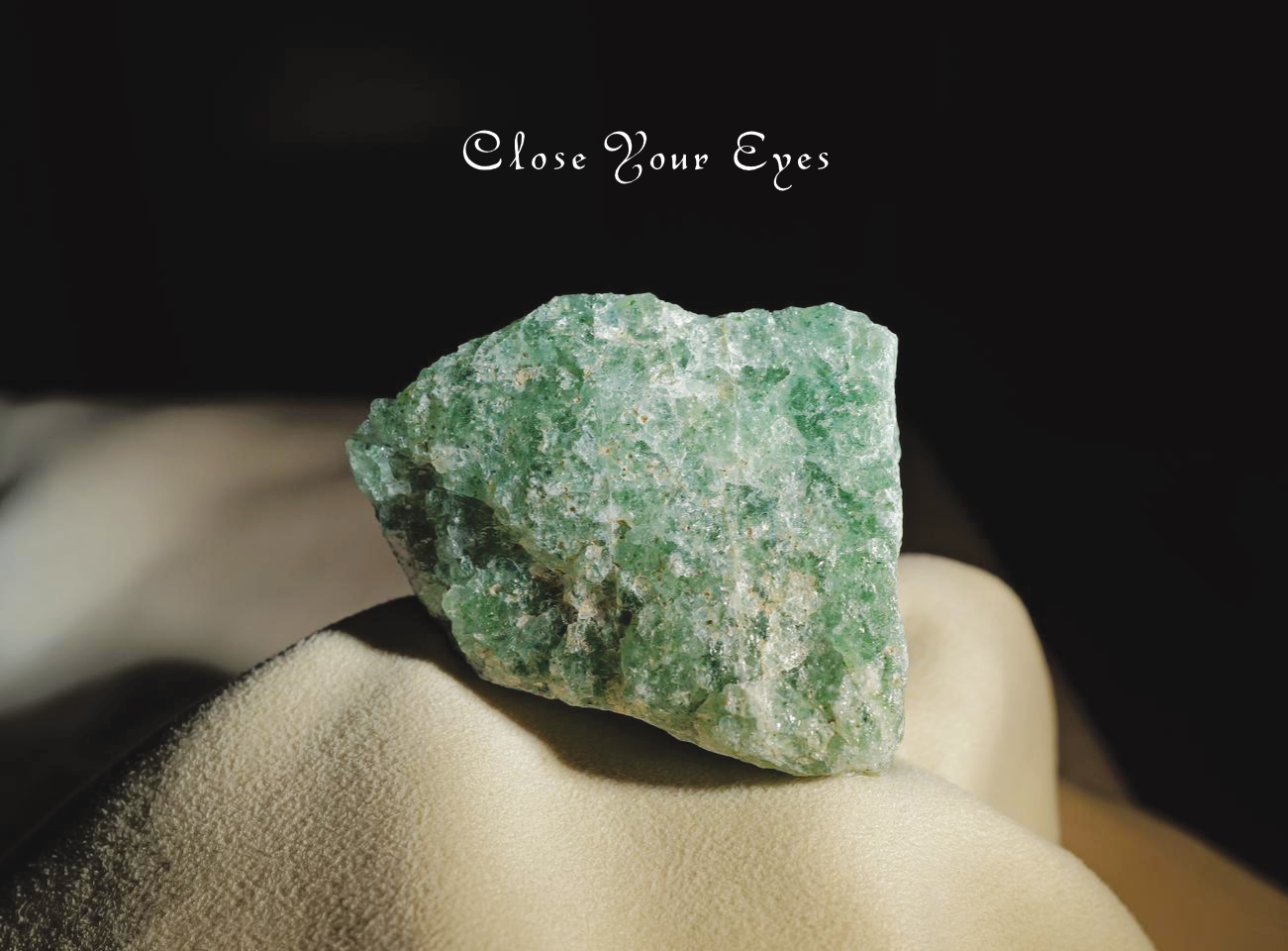 グリーンクォーツァイト原石　０２