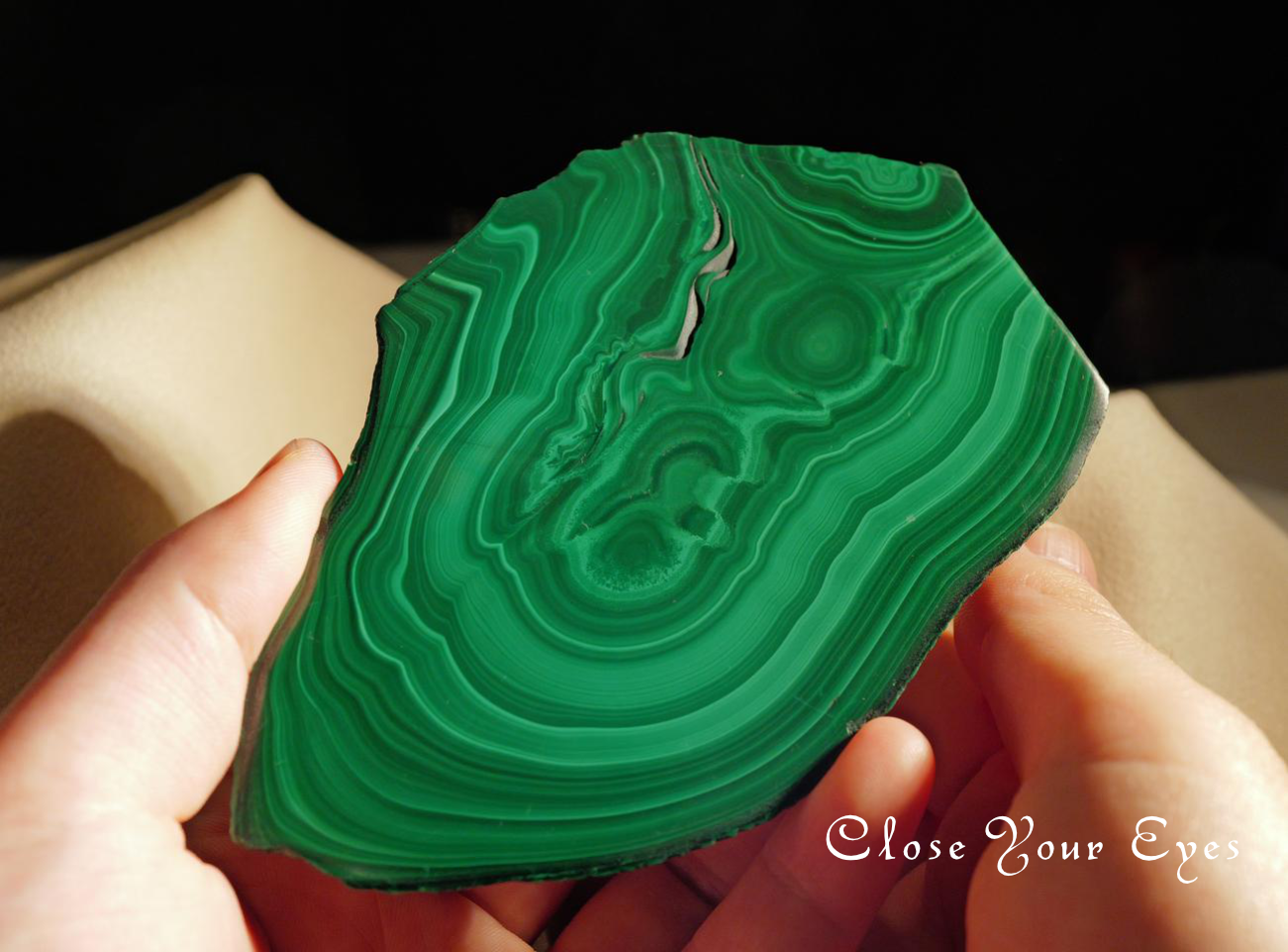 コンゴ産　マラカイト　０２