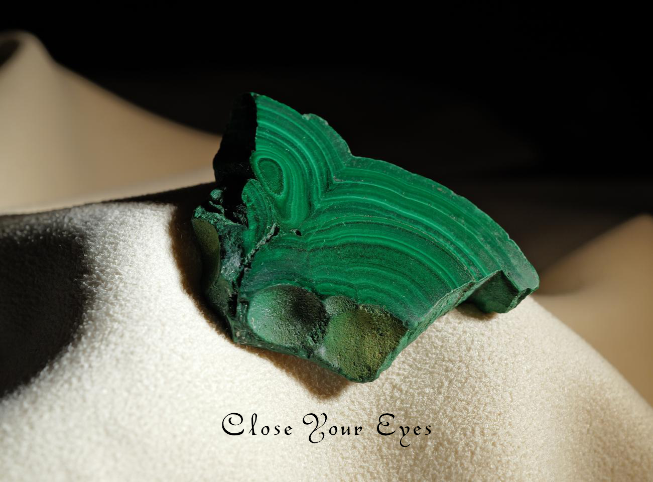 コンゴ産　マラカイト　０３