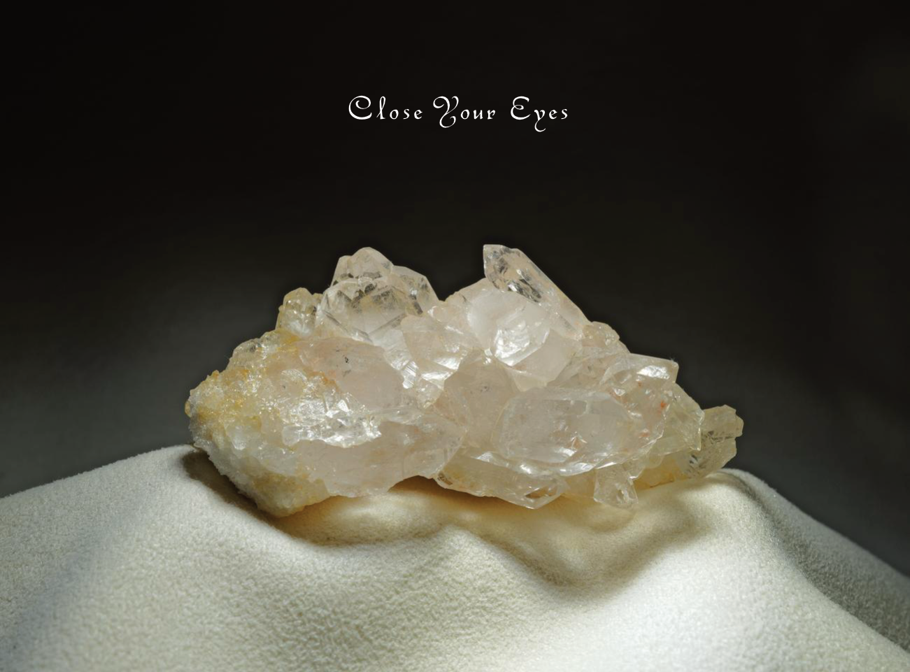 ヒマラヤ・マニハール水晶クラスター　１３