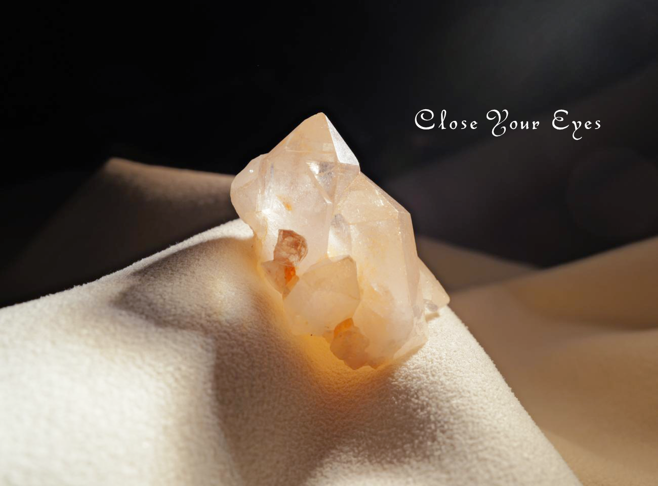 ヒマラヤ・マニカラン水晶　８３