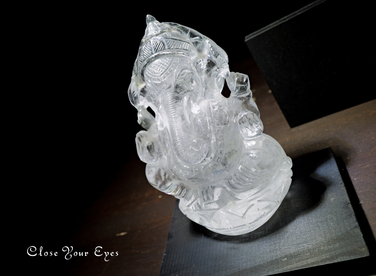ガネーシュヒマール産水晶　ガネーシャ像　０９