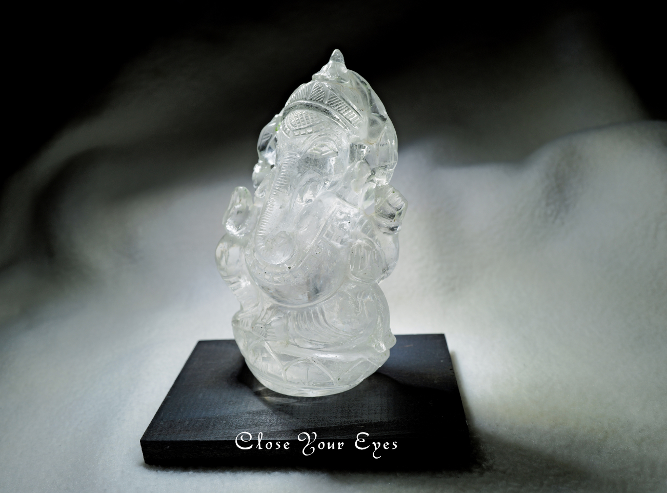 ガネーシュヒマール産水晶　ガネーシャ像　０９
