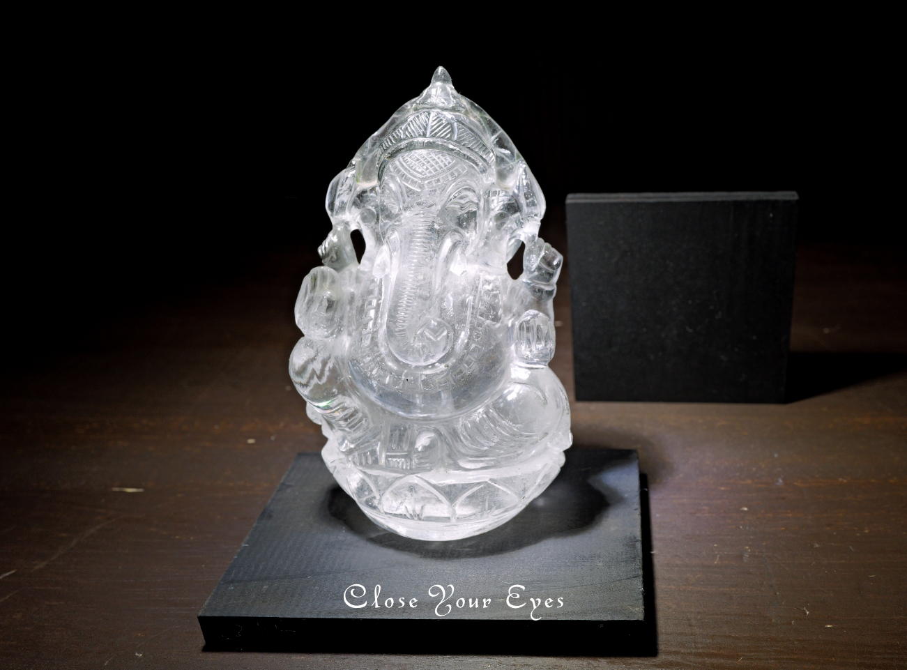 ガネーシュヒマール産水晶　ガネーシャ像　０９
