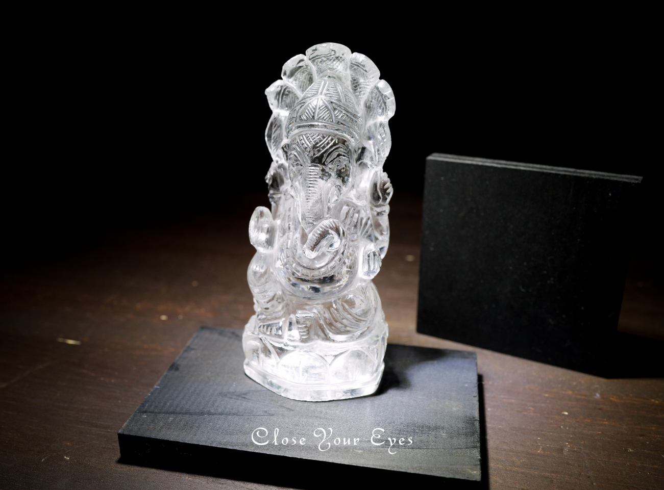 ガネーシュヒマール産水晶　ガネーシャ像　１０