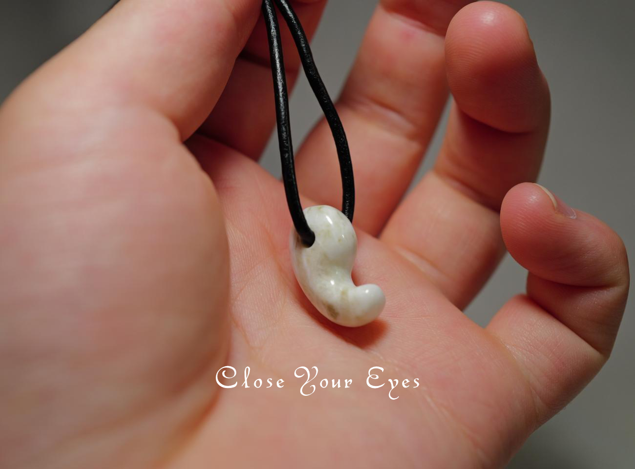 『勾玉』０５　糸魚川翡翠