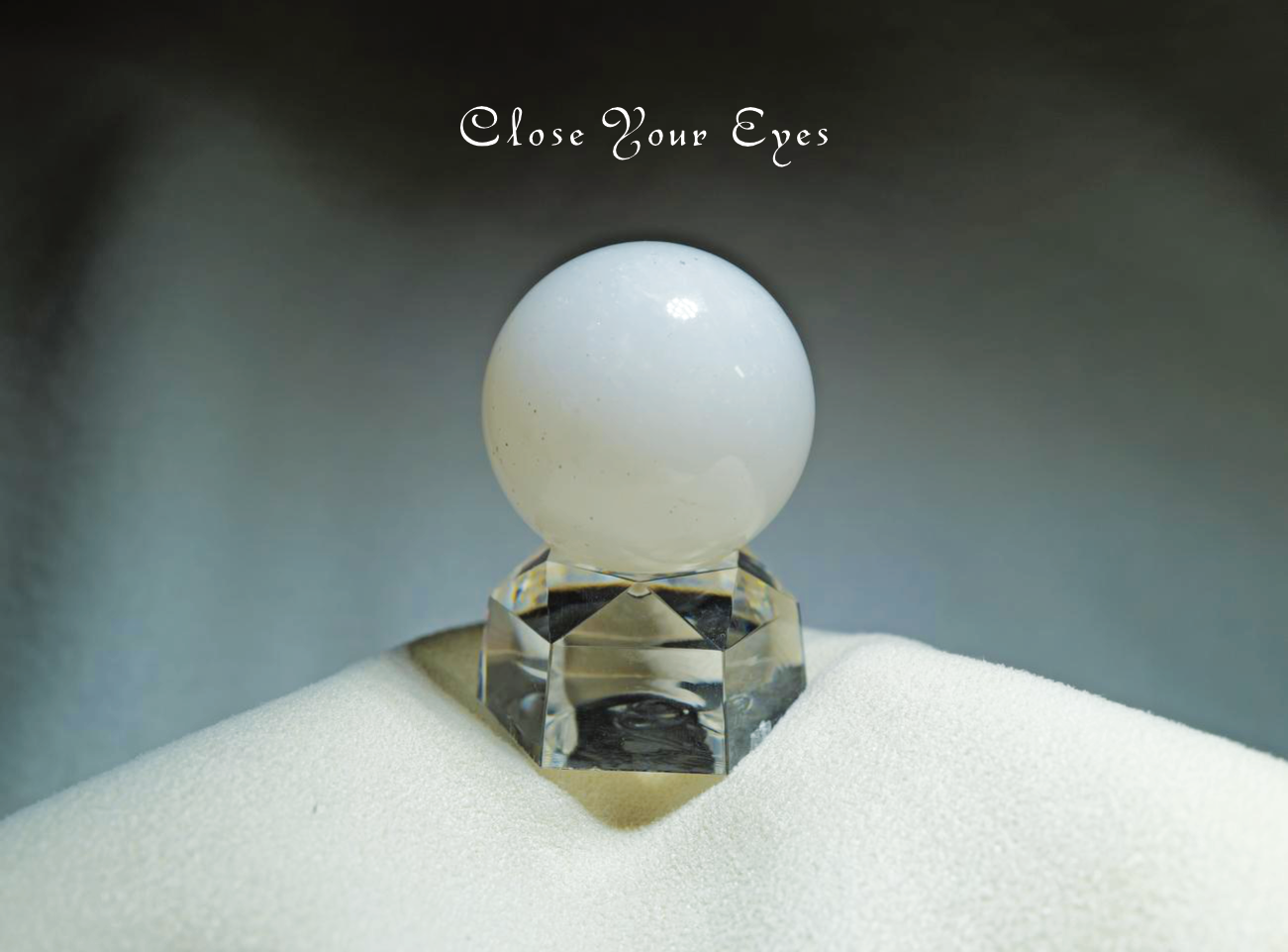 オーストラリア産　スノークォーツ　30mm　丸玉　０１