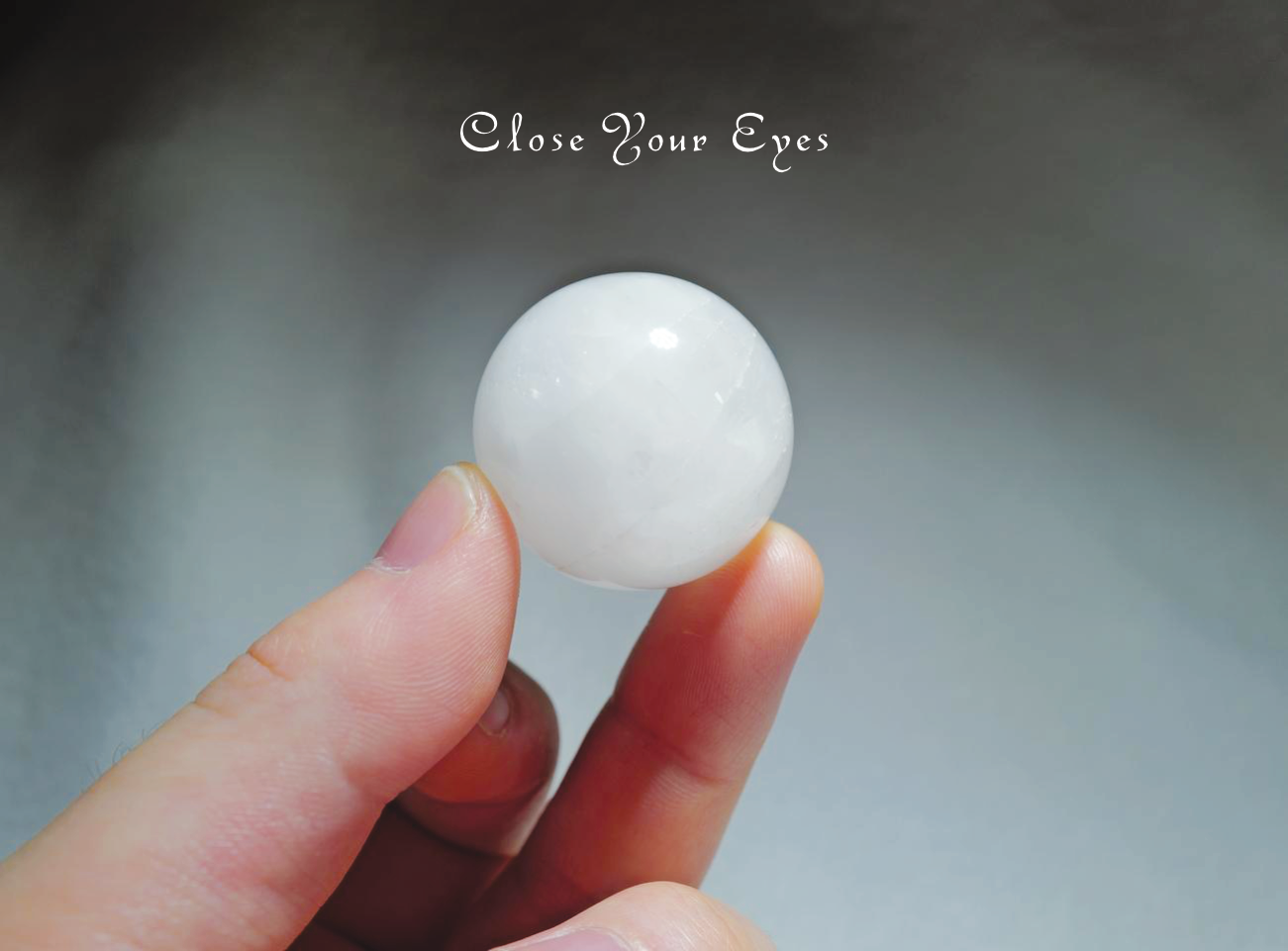 オーストラリア産　スノークォーツ　30mm　丸玉　０２