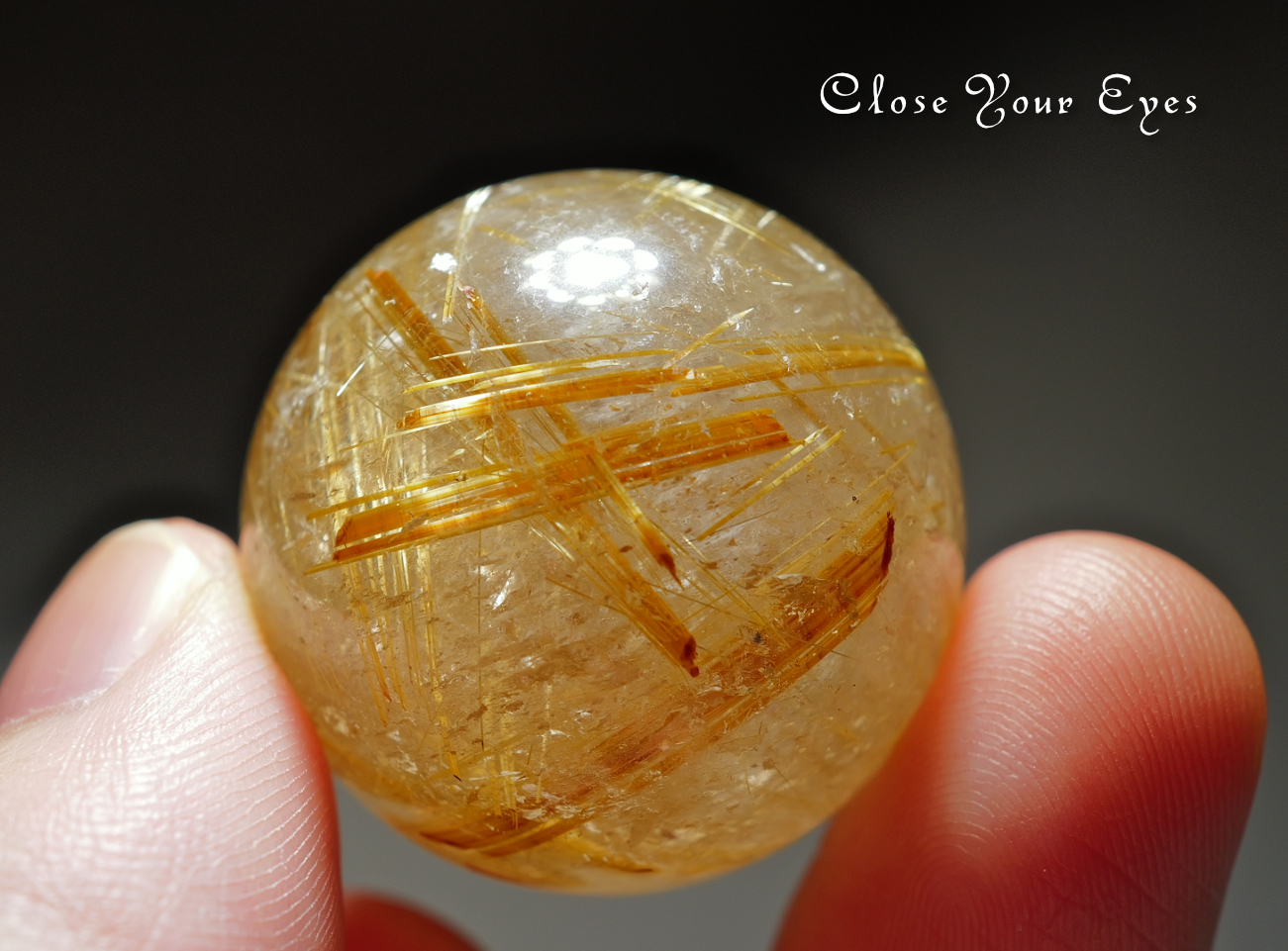 ブラジル産　金のルチルクォーツ　26mm　丸玉　０１