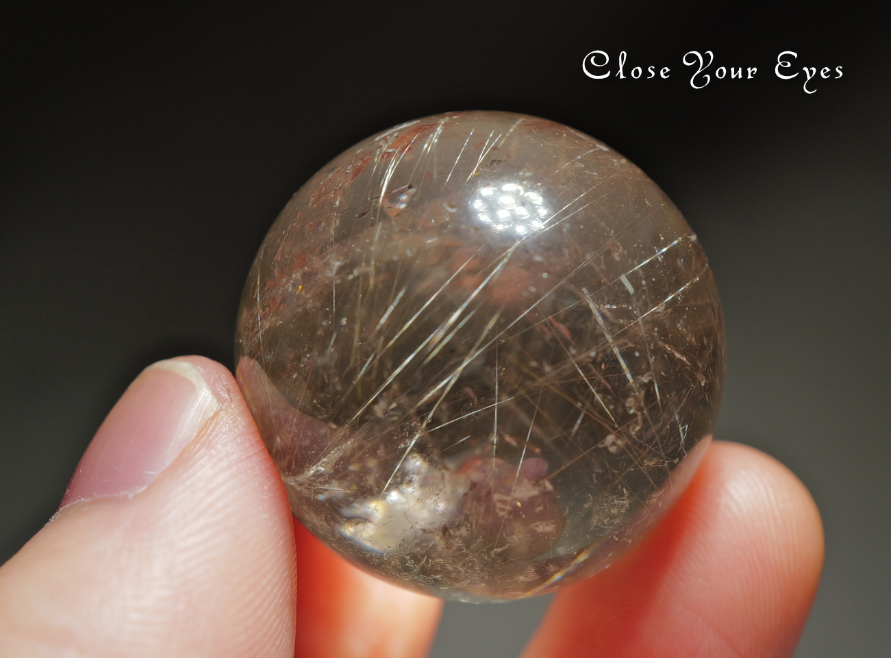 ブラジル産　金のルチルクォーツ　28mm　丸玉　０５