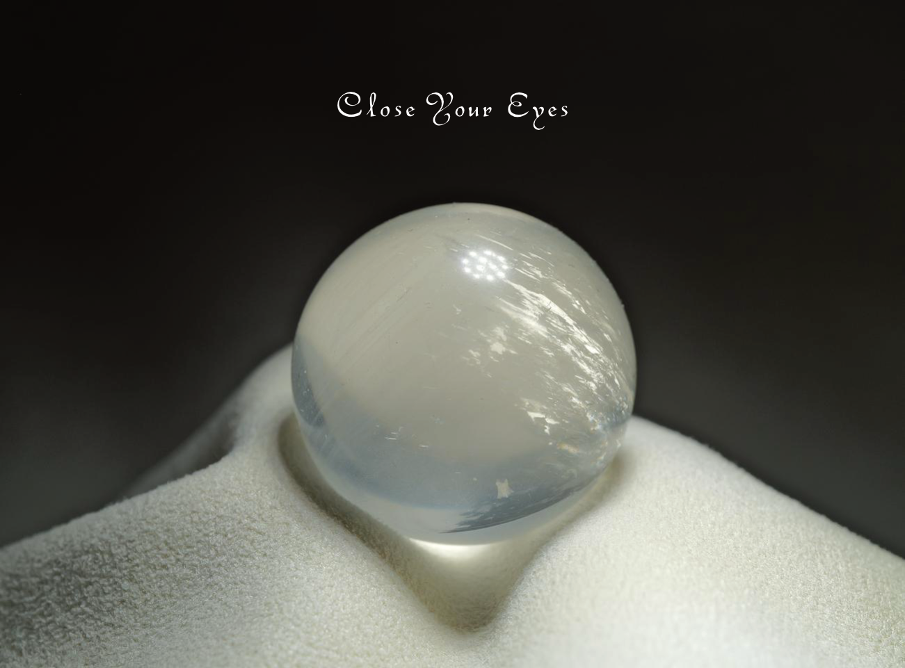 ブラジル産　オプティカルカルサイト　35mm　丸玉　０６