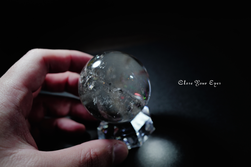 レインボー水晶　50mm　丸玉　０３