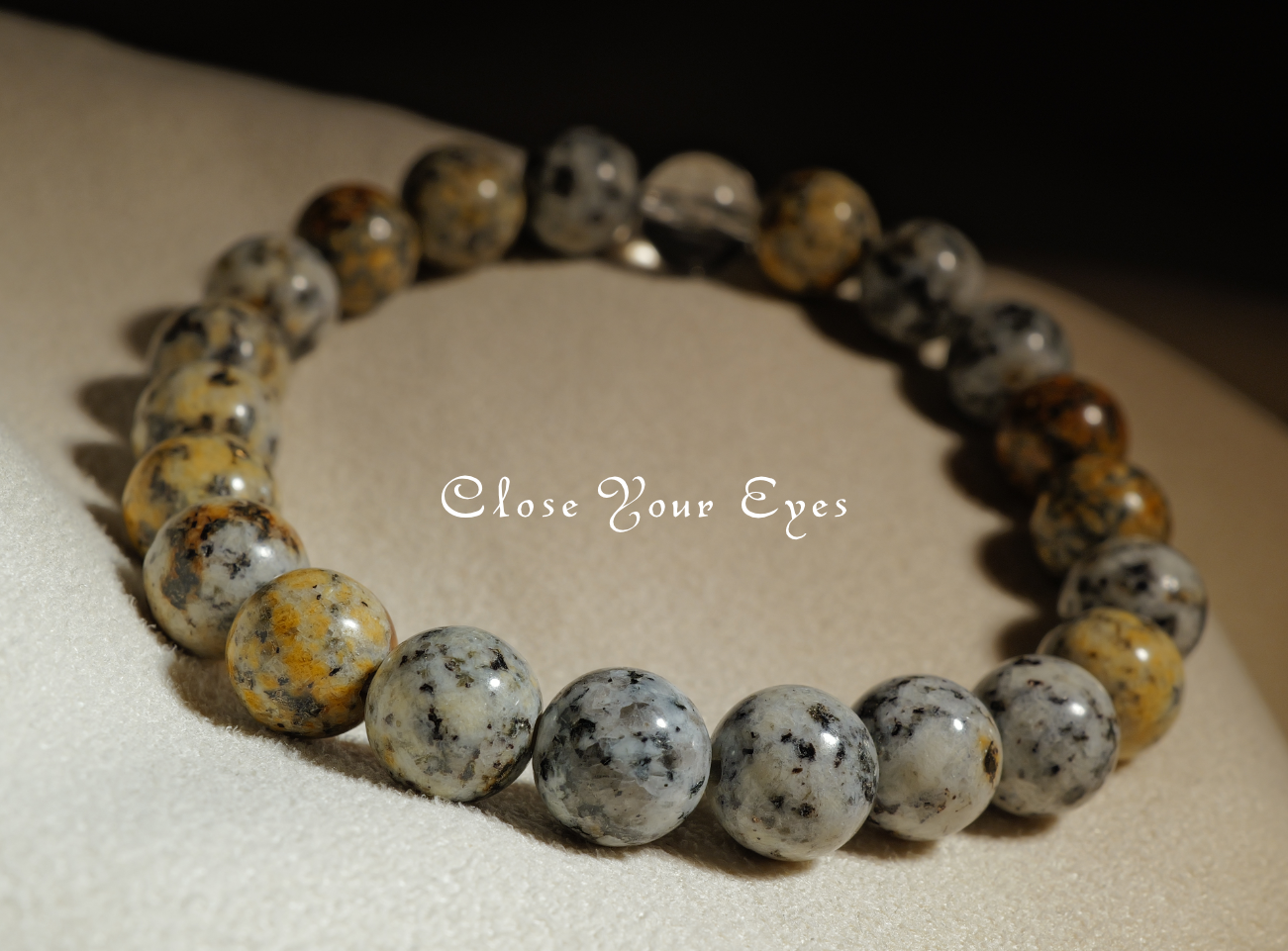 ８ｍｍエナジーブレス　京都・鞍馬石　０１