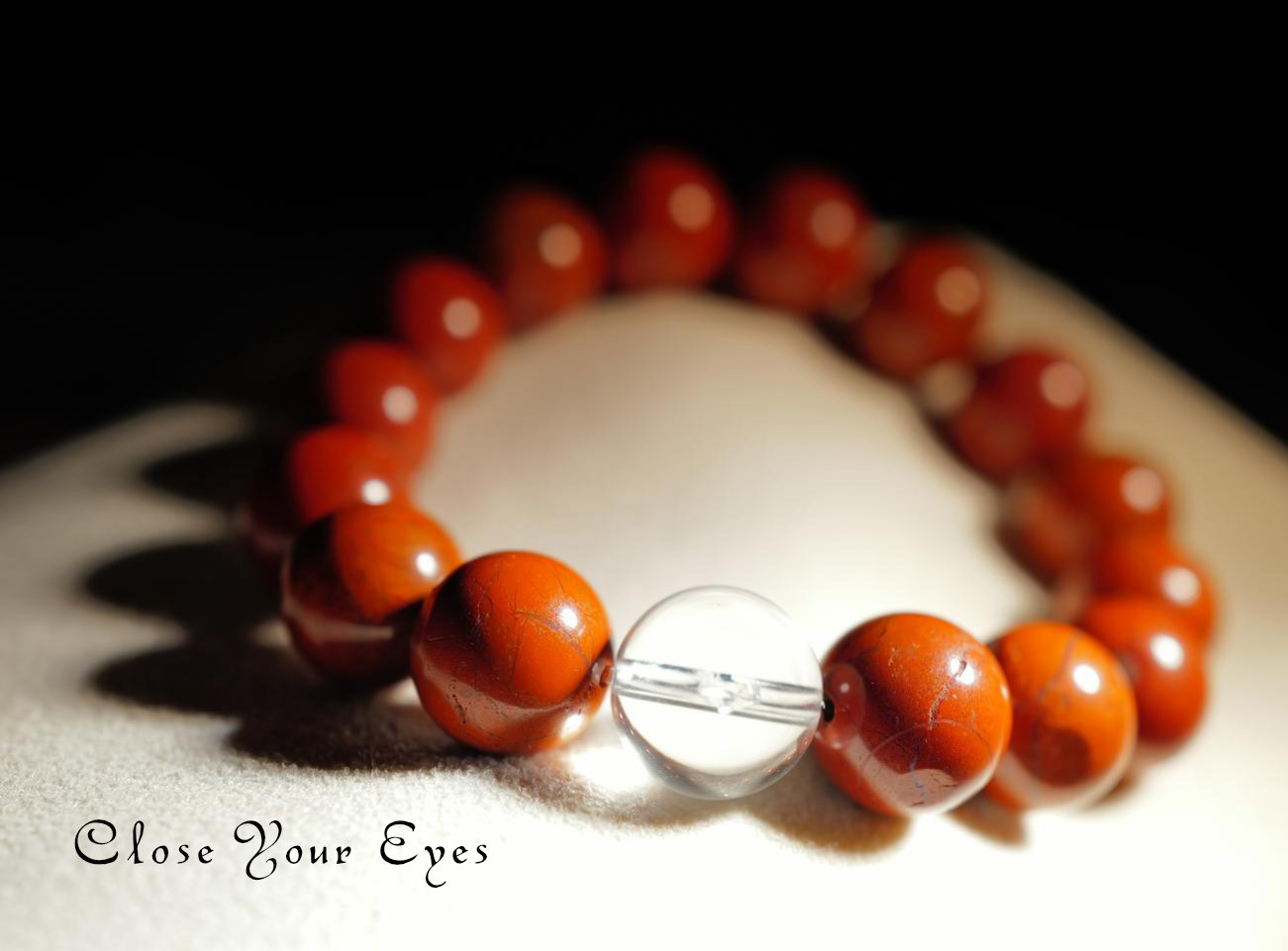 １２ｍｍエナジーブレス　国産石　佐渡の赤玉　０２