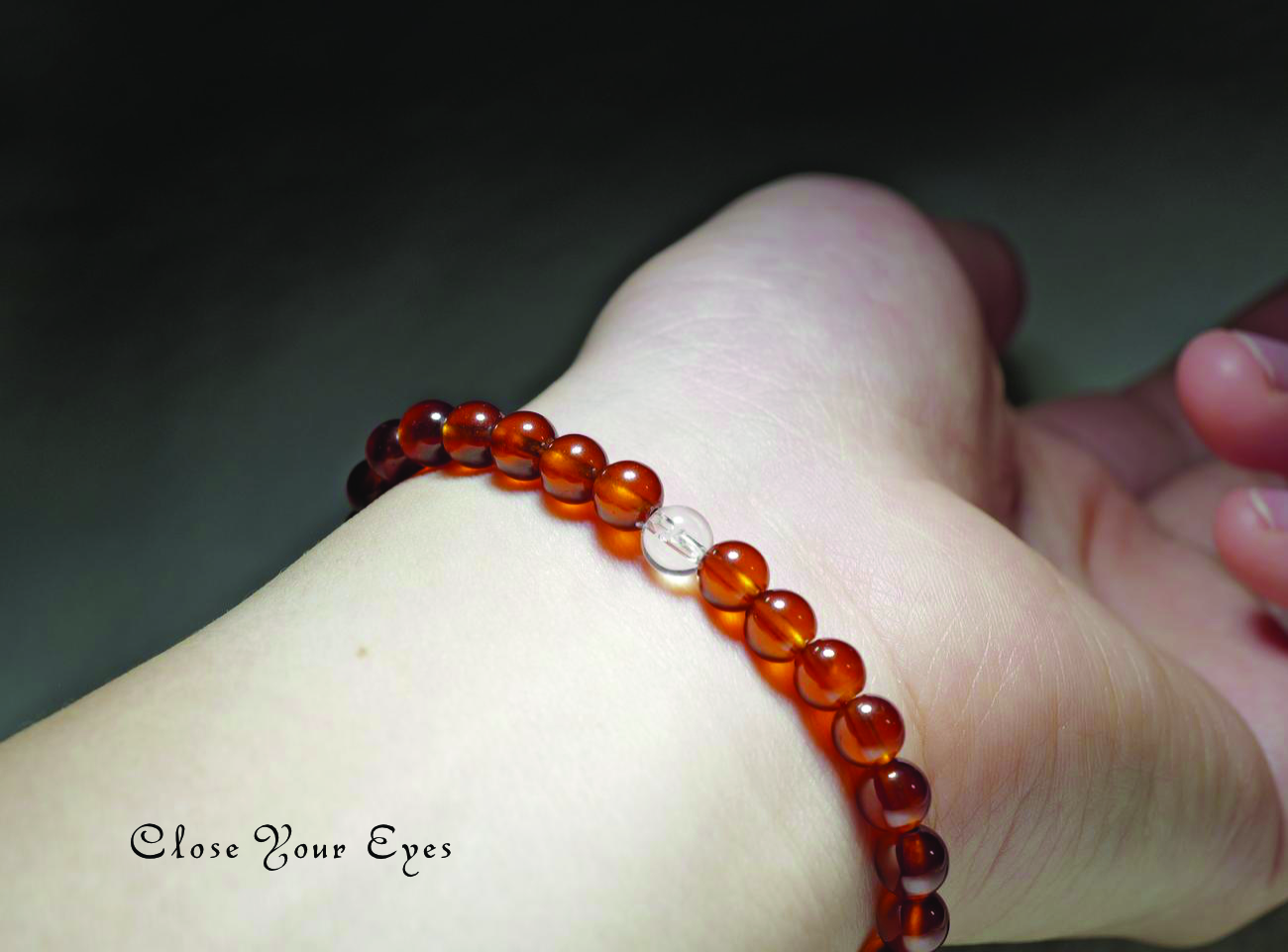 ６ｍｍエナジーブレス　オレンジガーネット（ヘソナイト）　０２