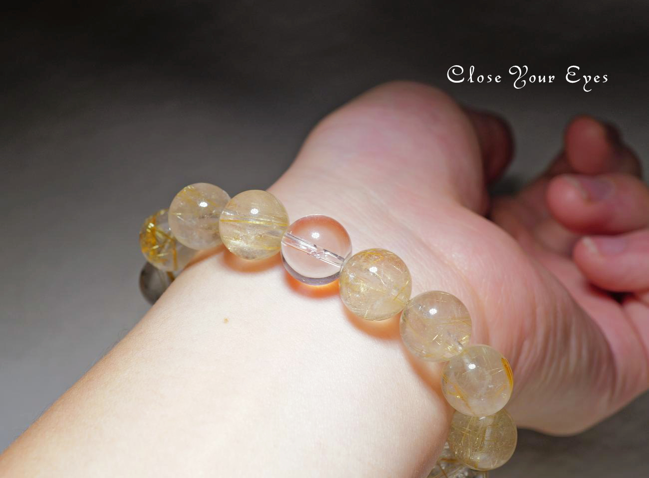 １２ｍｍエナジーブレス　金のルチルクォーツ　０２