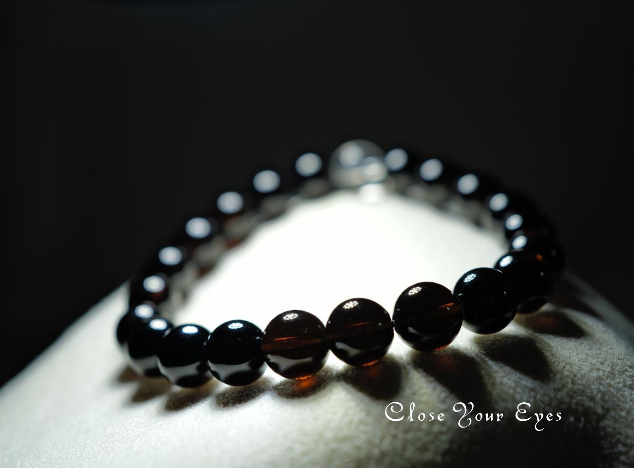 ８ｍｍエナジーブレス　チベタンモリオン（スペシャルカラー）　０１