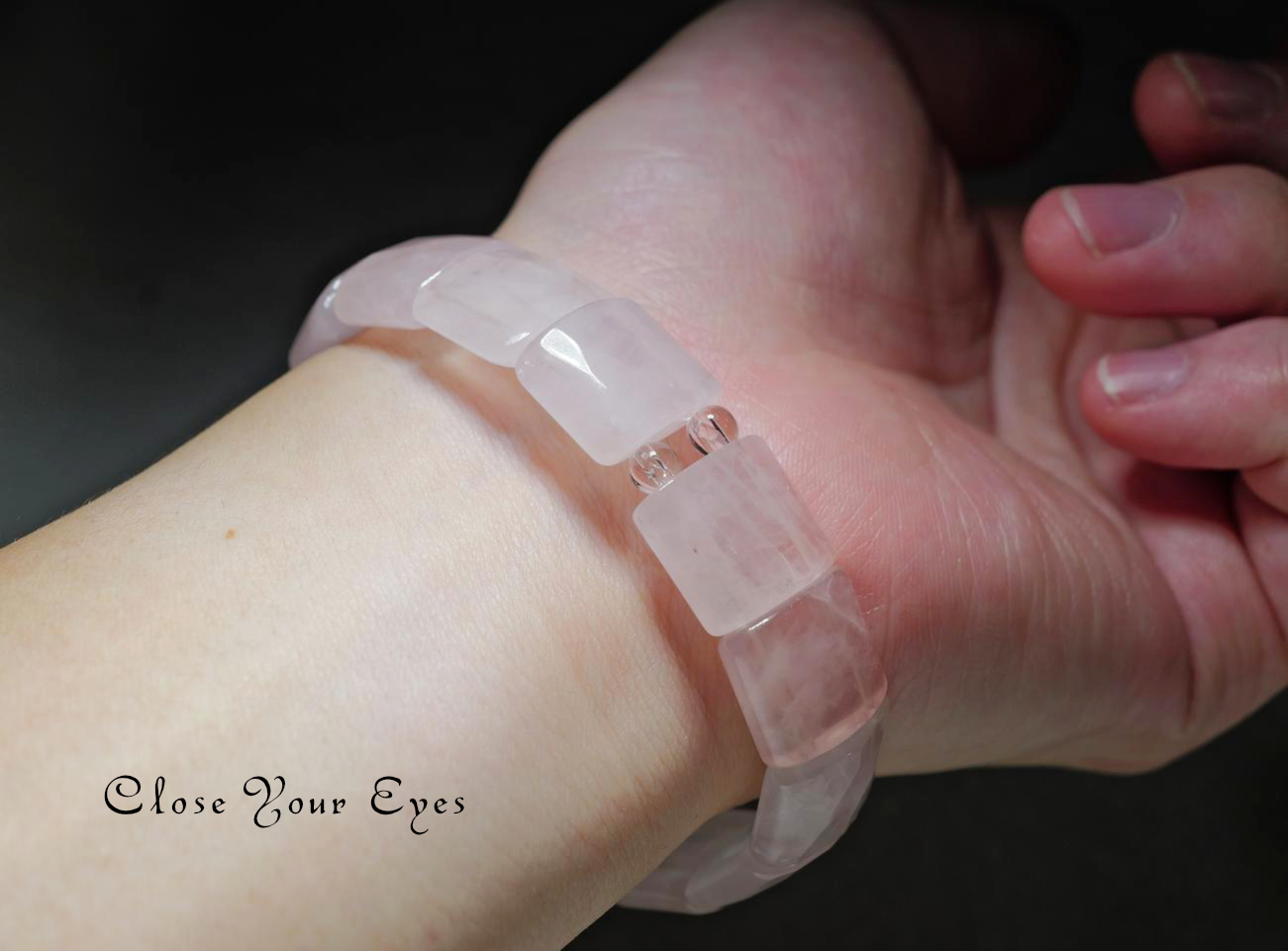 エナジーバングルブレス　ローズクォーツ　０２