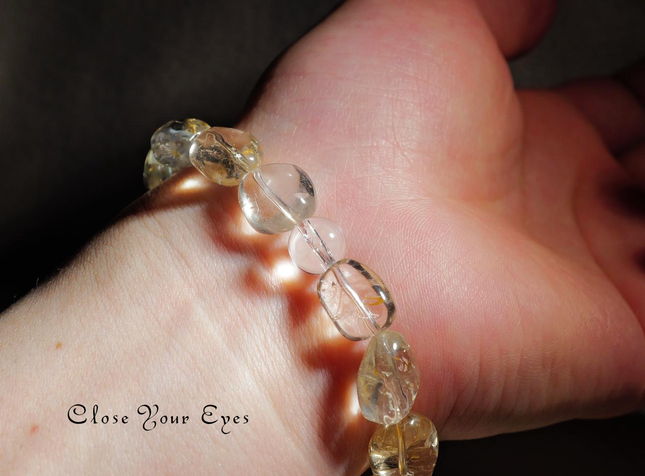 ８ｍｍエナジーラフブレス　ナチュラルトパーズ　０２