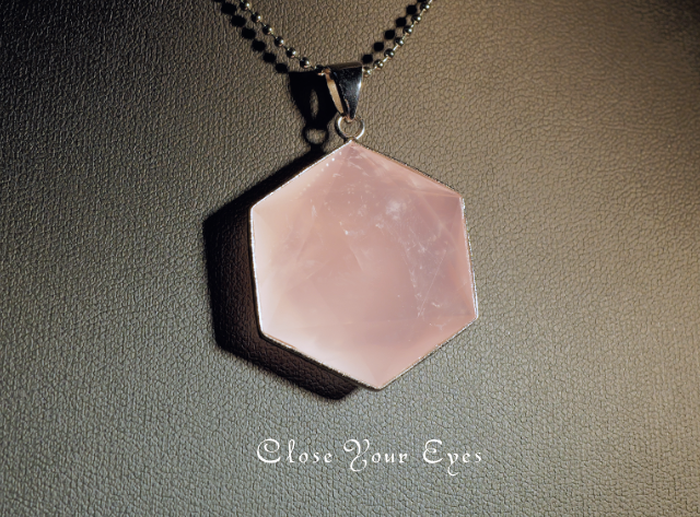 シルバーペンダント　１２９　ローズクォーツ