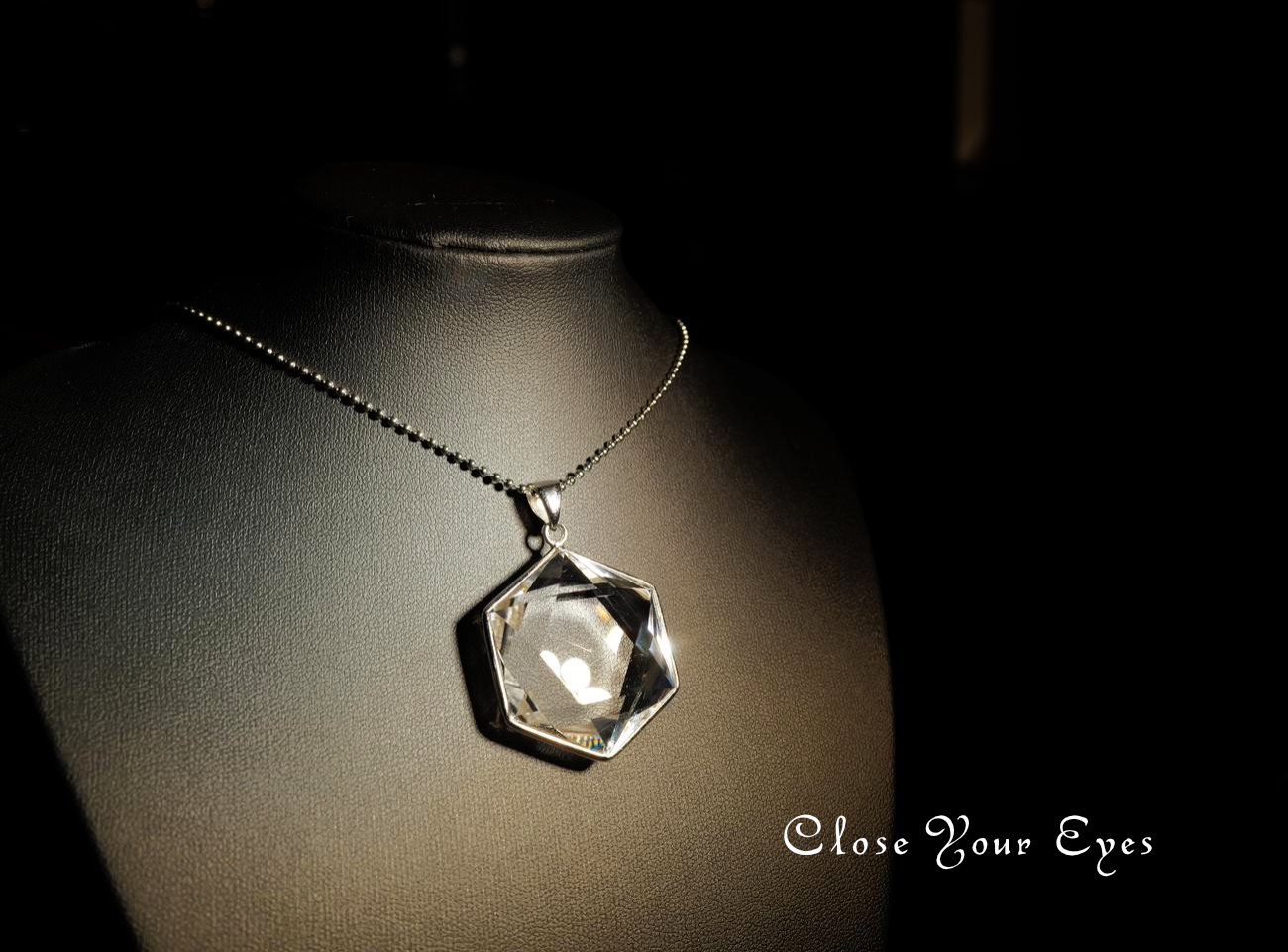 シルバーペンダント　１４５　クリスタルクォーツ