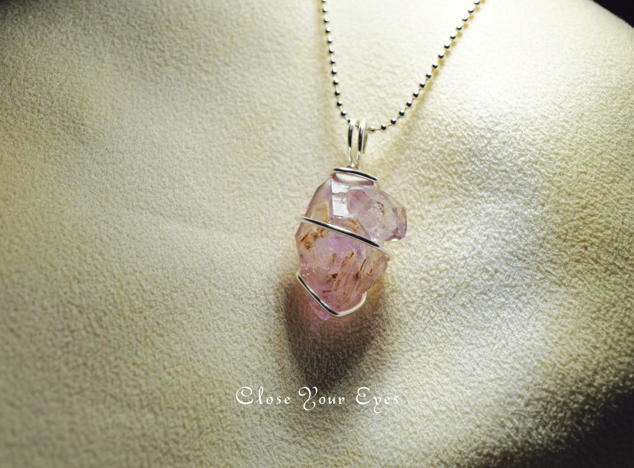 ワイヤーペンダント　００３　アメシストレスチャル