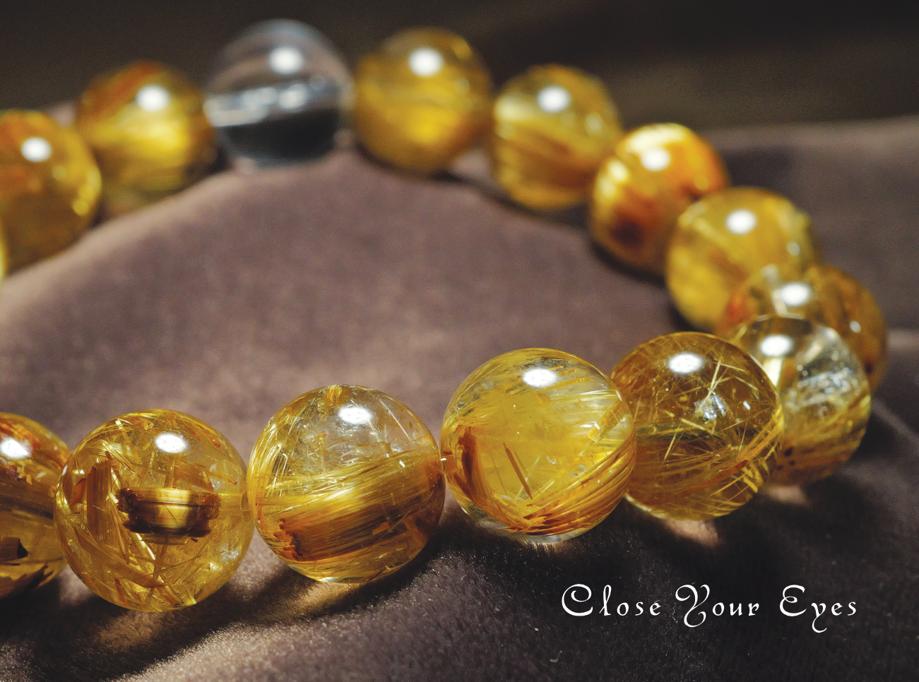 １２ｍｍエナジーブレス　高品質・タイチンルチルクォーツ　レアな石達