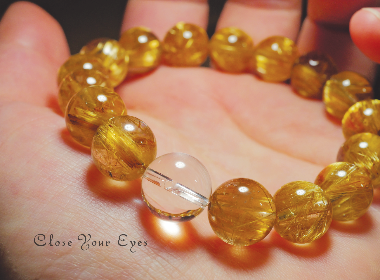 １２ｍｍエナジーブレス　高品質・タイチンルチルクォーツ　レアな石達