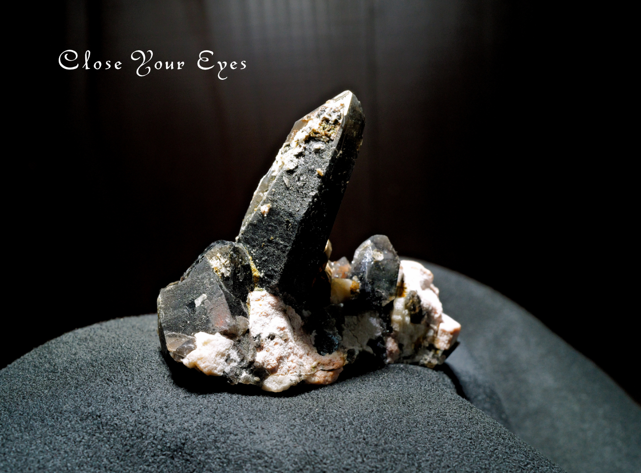 モリオン(黒水晶) 02 中国産