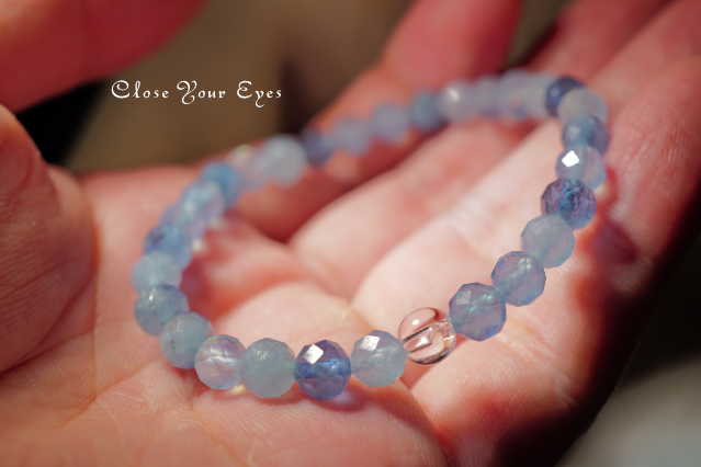 2026GWチャリティ企画　カット　エナジーブレス　アクアマリン　着けた画像