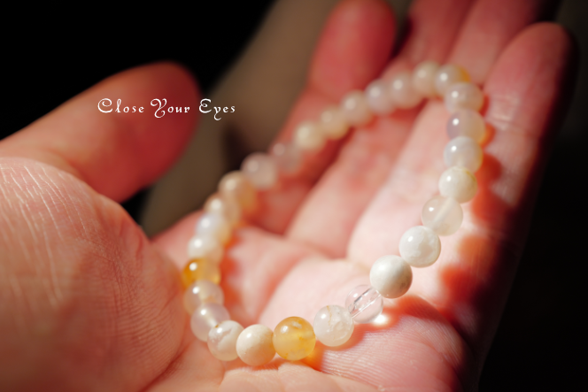 2026GWチャリティ企画　６ｍｍ　エナジーブレス　チェリーブロッサムめのう　着けた画像