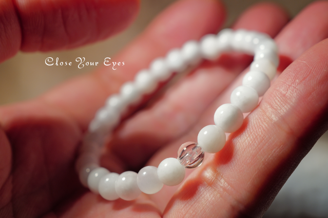 2026GWチャリティ企画　６ｍｍ　エナジーブレス　ホワイトラリマー　着けた画像