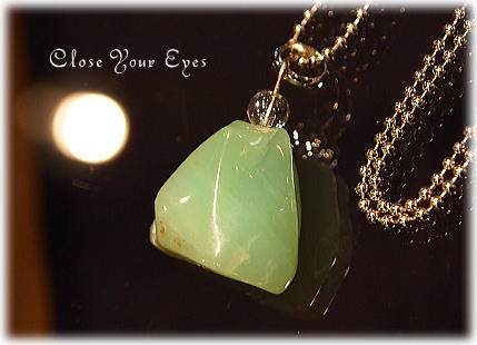 アンデス　ブルーオパール原石ペンダント　05　画像１