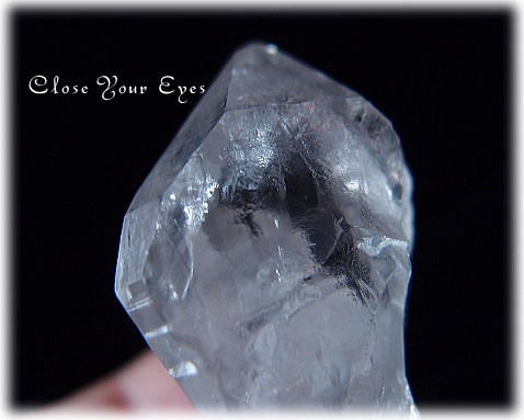 捜し求めていた聖なる石　聖地チベット産　カイラス水晶　０２　『次元を超える』