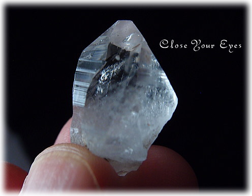 捜し求めていた聖なる石　聖地チベット産　カイラス水晶　０３　『次元を超える』