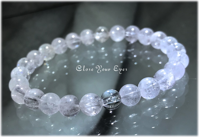 ダンビュライト