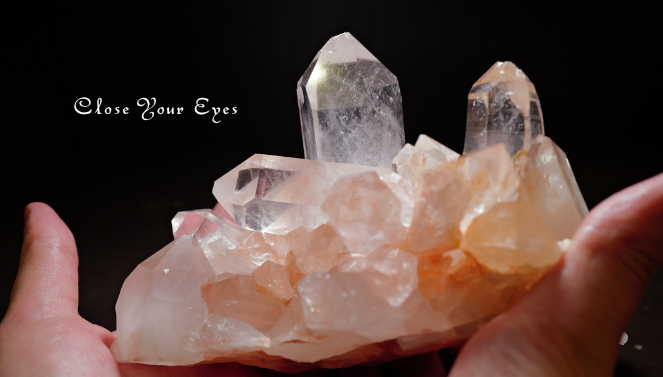 ヒマラヤ・クルバレー産水晶　０１