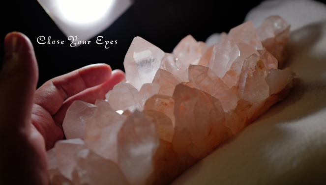 ヒマラヤ・クルバレー産水晶　０２（複数の水晶ポイントにレコードキーパー入り）