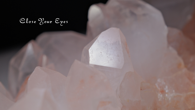 ヒマラヤ・クルバレー産水晶　０３（複数の水晶ポイントにレコードキーパー入り）