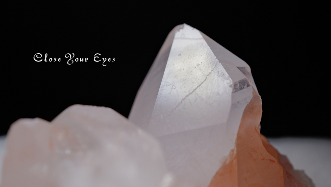 ヒマラヤ・クルバレー産水晶　０３（複数の水晶ポイントにレコードキーパー入り）