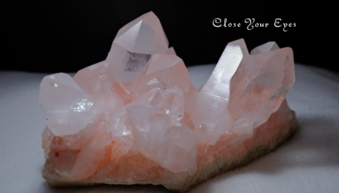 ヒマラヤ・クルバレー産水晶　０４（複数の水晶ポイントにレコードキーパー入り）