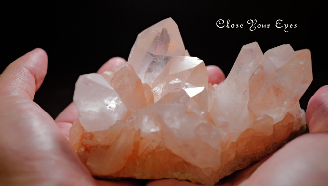 ヒマラヤ・クルバレー産水晶　０４（複数の水晶ポイントにレコードキーパー入り）