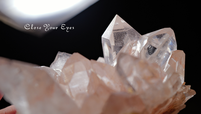 ヒマラヤ・クルバレー産水晶　０７