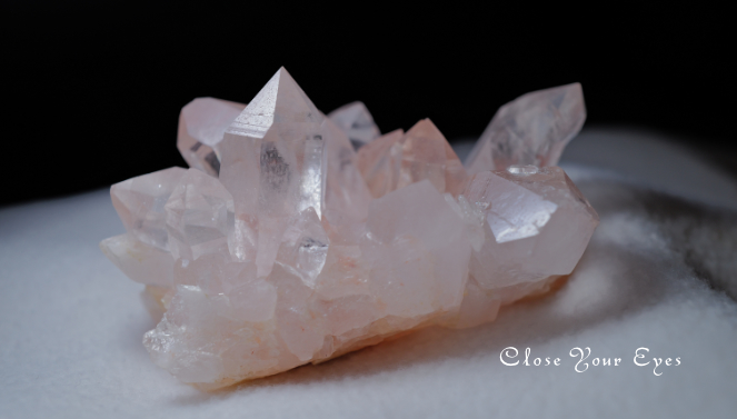 ヒマラヤ・クルバレー産水晶　０７