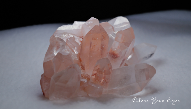 ヒマラヤ・クルバレー産水晶　１０