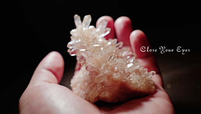 ヒマラヤ・クルバレー産水晶　１５