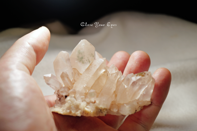 ヒマラヤ・クルバレー産水晶クラスター 29 天然石パワーストーン