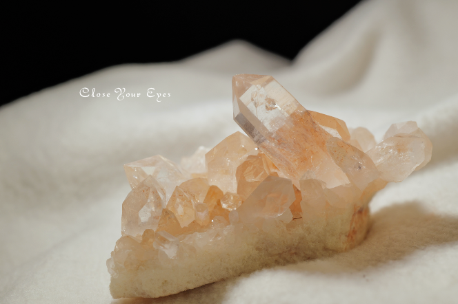 ヒマラヤ・クルバレー産水晶クラスター 30 天然石パワーストーン