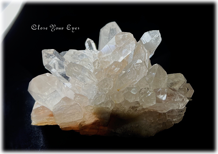 ヒマラヤ・マニカラン産水晶クラスター　０１